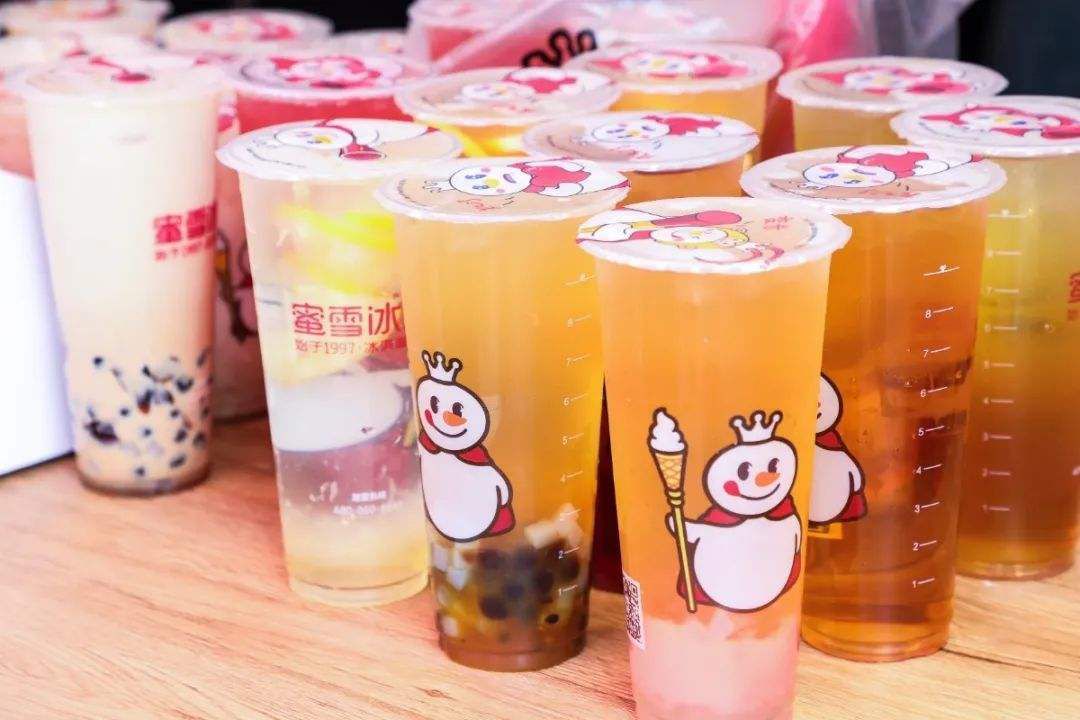 怎么开蜜雪冰城加盟店，蜜雪冰城加盟还配员工吗