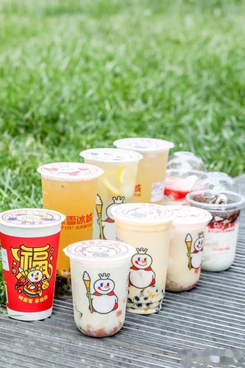 小县城怎么加盟蜜雪冰城，怎么加盟蜜雪冰城奶茶店铺