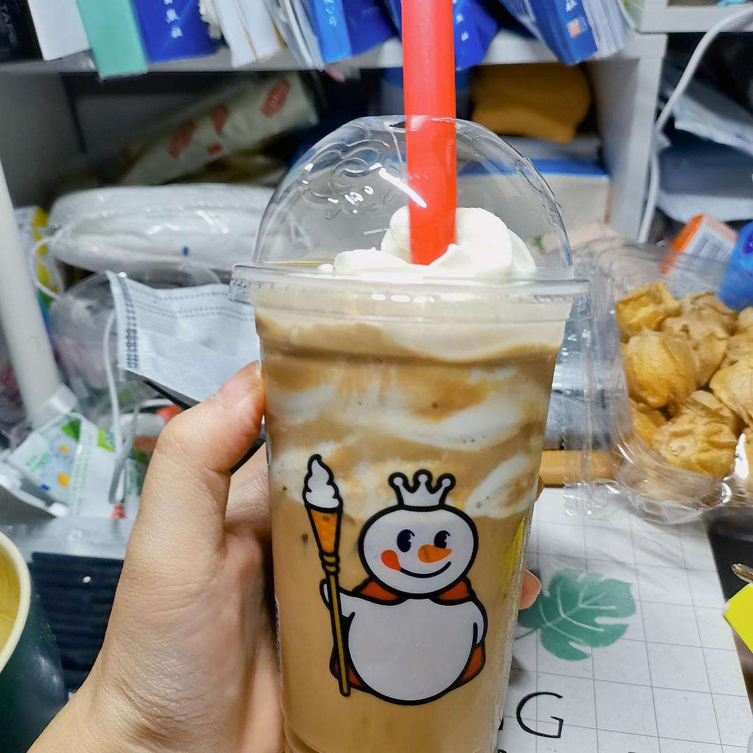 沂水蜜雪冰城加盟店，蜜雪冰城免近2亿加盟费