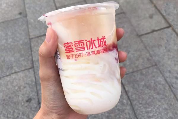 如何加盟蜜雪冰城饮品店，农村蜜雪冰城加盟能挣钱吗